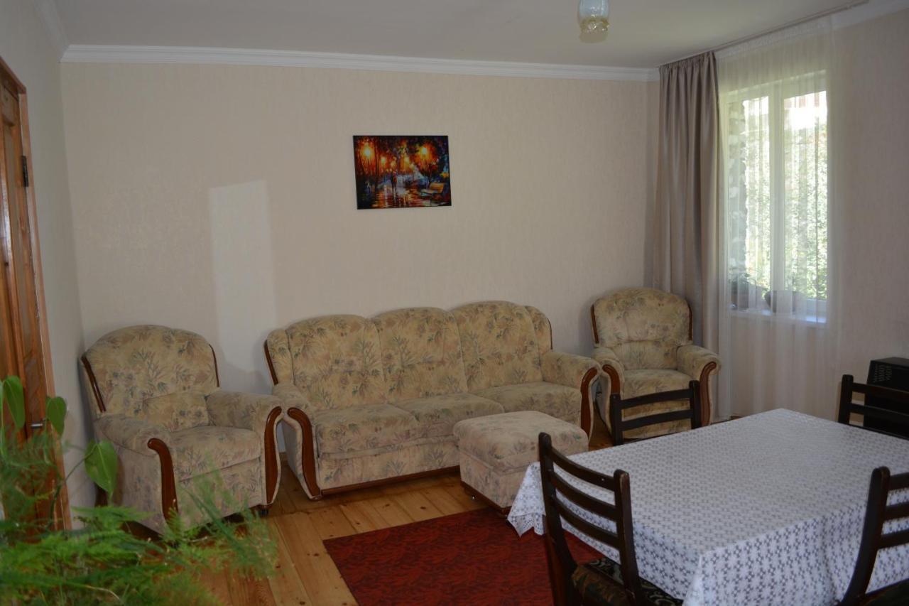 Ekaterine Guest House Kazbegi Dış mekan fotoğraf